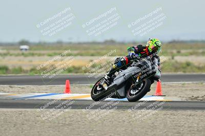 media/Apr-18-2025-TrackDaz (Fri) [[45f5874c44]]/C Group/Session 1 (Turn 7)/